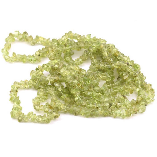 Kaufen Sie Perlen in Deutschland Peridot-Perle mit abgerundeten Chips, 4–6 mm – Loch: 0,5 mm (1 Strang – 91 cm)