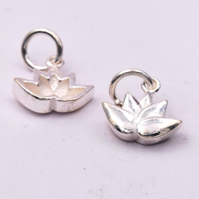 Charm-Anhänger Lotus Sterlingsilber – 11 x 9 mm mit 6 mm Ring (1)